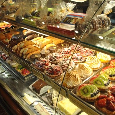 Incredible Bakery  No Need to Fly to Italy, It’s All Right Here    PRICE DROP