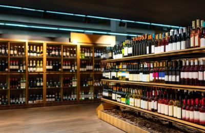 Brooklyn Liquor Store – $1.1M+ Annual Sales - Prime Location - Priced to Sell Due to Health Issues - Net $184K